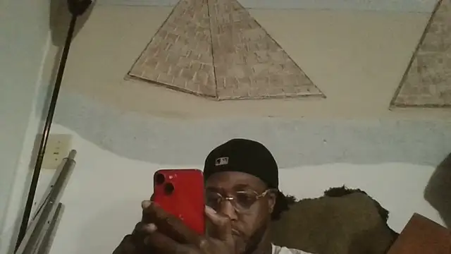 Snapshot of ThatDickSexy2 chatting on 02.25.26 ThatDickSexy2 online show from 02.25.26