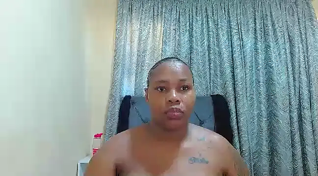 curvycloe1 online show from 01.19.25