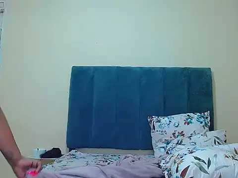 curvycloe1 online show from 04.26.26