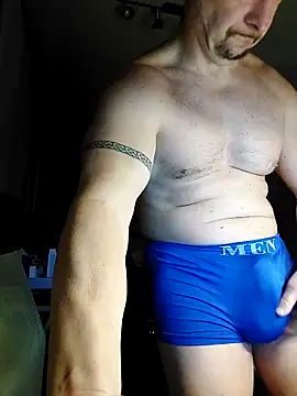 Snapshot of Sports-beast chatting on 02.04.25 Sports-beast online show from 02.04.25