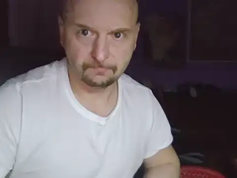 Snapshot of Sports-beast chatting on 02.12.25 Sports-beast online show from 02.12.25