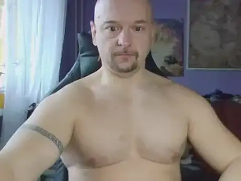 Snapshot of Sports-beast chatting on 02.21.25 Sports-beast online show from 02.21.25