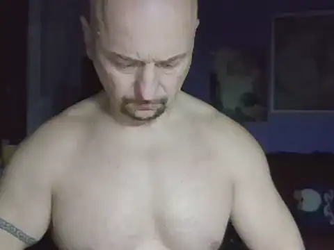 Snapshot of Sports-beast chatting on 03.17.25 Sports-beast online show from 03.17.25