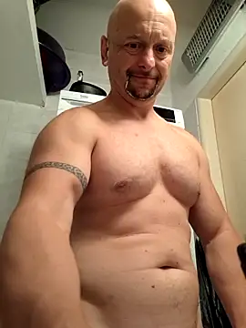 Snapshot of Sports-beast chatting on 09.11.25 Sports-beast online show from 09.11.25