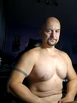 Snapshot of Sports-beast chatting on 09.27.25 Sports-beast online show from 09.27.25