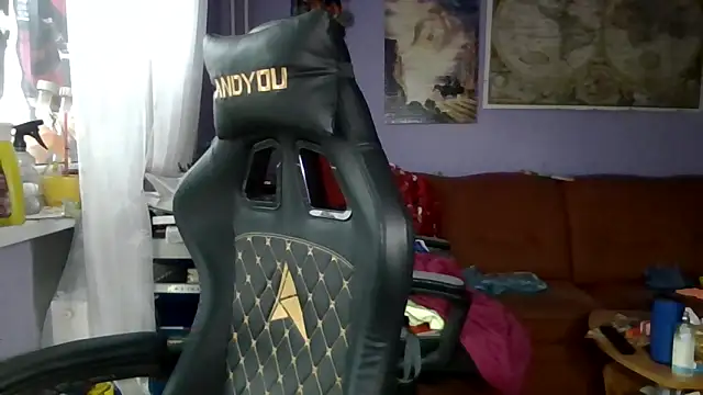 Snapshot of Sports-beast chatting on 10.16.25 Sports-beast online show from 10.16.25