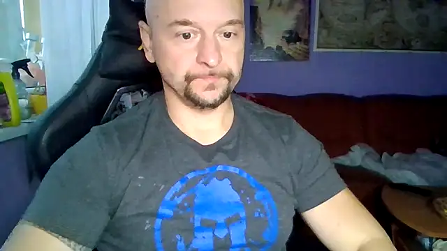 Snapshot of Sports-beast chatting on 11.02.25 Sports-beast online show from 11.02.25