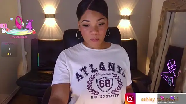 ashley Tompson1 online show from 03.17.25