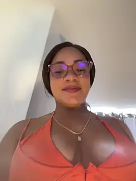 ashley Tompson1 online show from 05.01.26