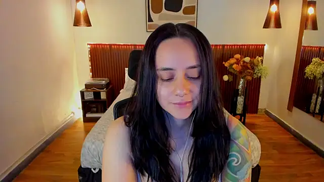 KatherineBond online show from 05.16.26