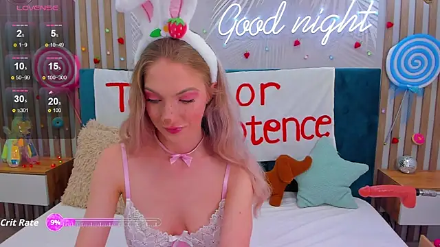 Emilly Hart online show from 10.26.25