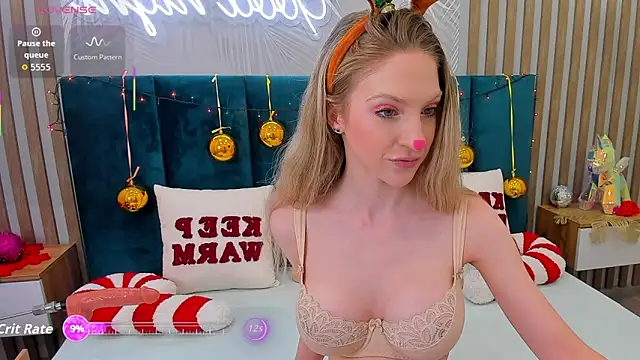 Emilly Hart online show from 12.23.25