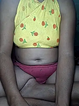 Snapshot of Priya_Bong chatting on 10.20.25 Priya Bong online show from 10.20.25