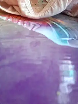 Snapshot of Priya_Bong chatting on 11.15.25 Priya Bong online show from 11.15.25