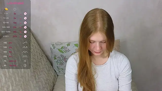 Snapshot of TrissMerigold9 chatting on 02.26.25 TrissMerigold9 online show from 02.26.25