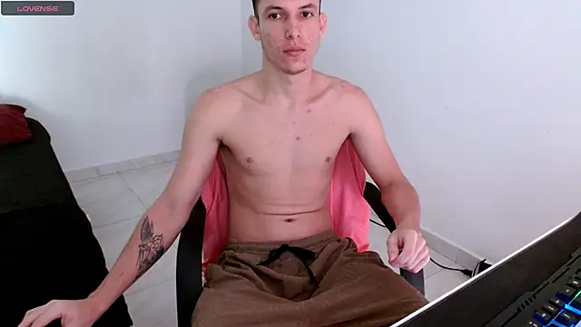 Snapshot of deividcloud36 chatting on 09.14.25 deividcloud36 online show from 09.14.25