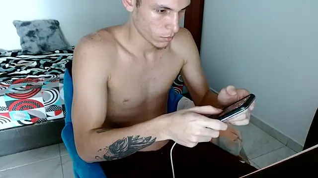 Snapshot of deividcloud36 chatting on 09.25.25 deividcloud36 online show from 09.25.25