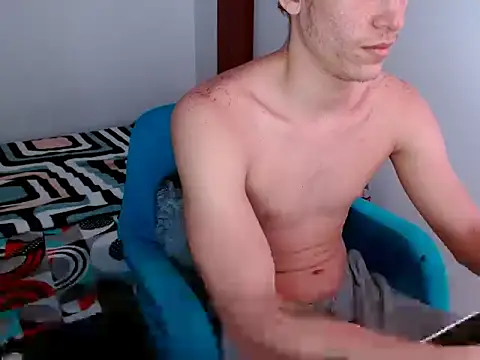 Snapshot of deividcloud36 chatting on 10.20.25 deividcloud36 online show from 10.20.25