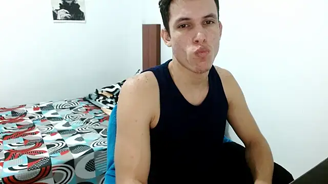 Snapshot of deividcloud36 chatting on 10.22.25 deividcloud36 online show from 10.22.25