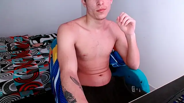 Snapshot of deividcloud36 chatting on 10.26.25 deividcloud36 online show from 10.26.25