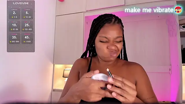 tamaraa smiith online show from 02.06.25