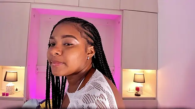 tamaraa smiith online show from 02.12.25