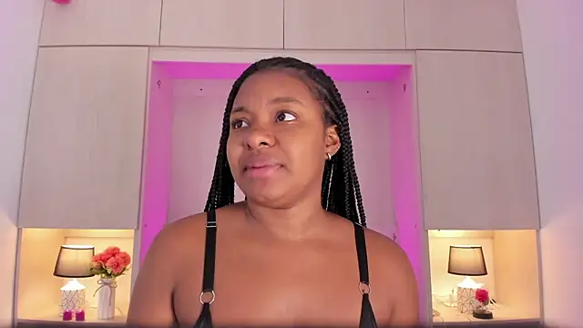 tamaraa smiith online show from 02.20.25