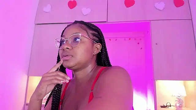 tamaraa smiith online show from 01.12.26