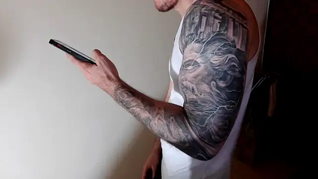 Snapshot of Kenner_fox77 chatting on 01.16.26 Kenner fox77 online show from 01.16.26