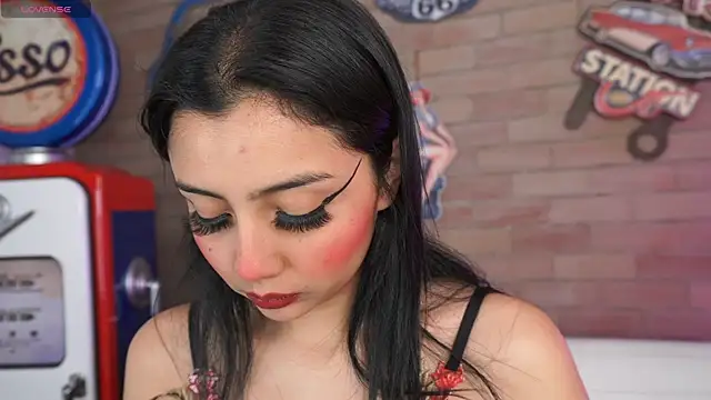 miss lizith online show from 06.26.26