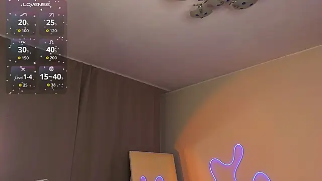 Aisha Riley online show from 02.15.26