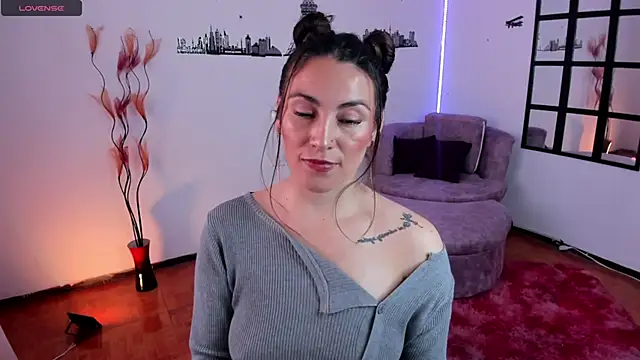 Elizabeth taylor b online show from 12.26.24