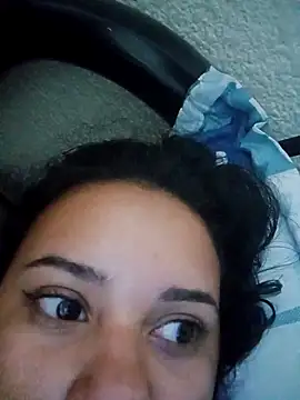  Miaaleon online show from 02.28.25