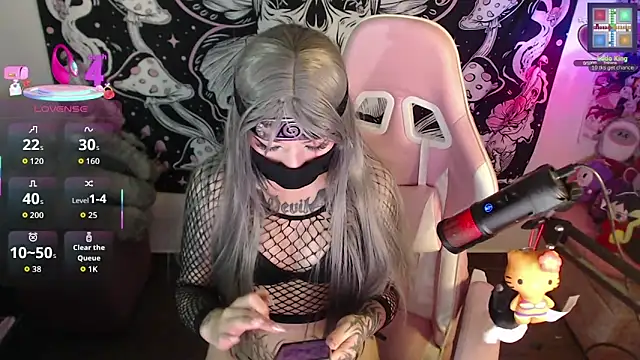 GamerCarrie online show from 10.30.25