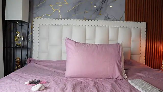 indianschoolgirl online show from 05.23.26