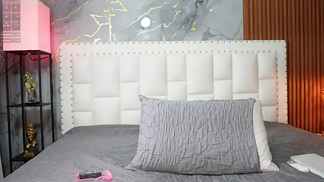 indianschoolgirl online show from 06.11.26