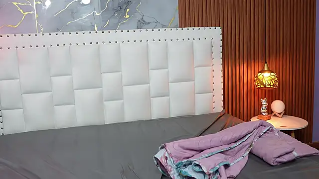 indianschoolgirl online show from 07.01.26