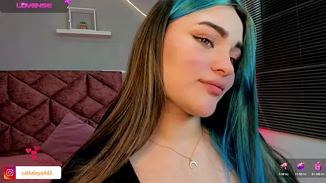 Snapshot of cattaleya___ chatting on 01.29.25 cattaleya online show from 01.29.25