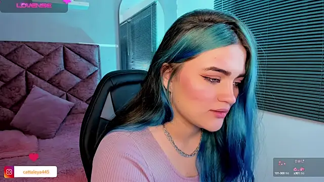 Snapshot of cattaleya___ chatting on 02.04.25 cattaleya online show from 02.04.25