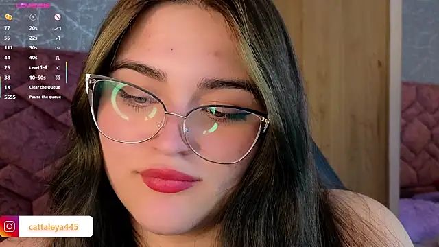 Snapshot of cattaleya___ chatting on 03.22.25 cattaleya online show from 03.22.25