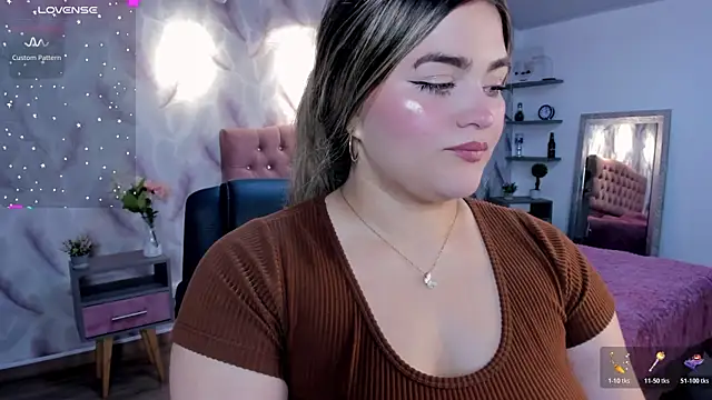 Snapshot of cattaleya___ chatting on 11.16.25 cattaleya online show from 11.16.25