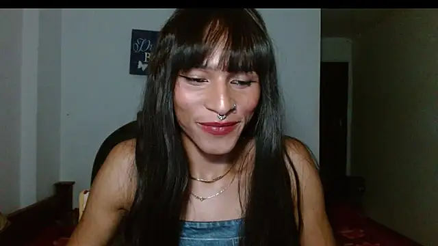 carolinemiller7 online show from 01.29.25