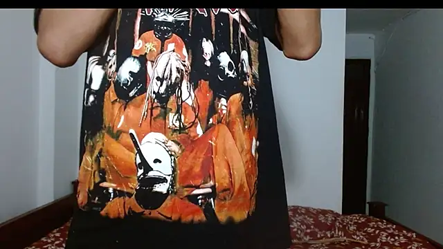 carolinemiller7 online show from 02.20.25