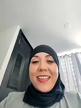 Snapshot of AmbarBurhan chatting on 01.10.25 AmbarBurhan online show from 01.10.25