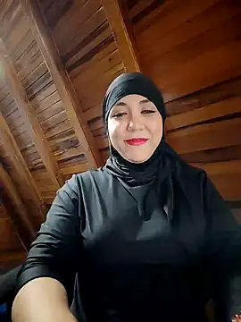 Snapshot of AmbarBurhan chatting on 02.11.25 AmbarBurhan online show from 02.11.25