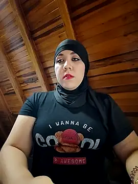 Snapshot of AmbarBurhan chatting on 02.20.25 AmbarBurhan online show from 02.20.25