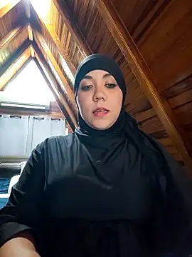 Snapshot of AmbarBurhan chatting on 02.27.25 AmbarBurhan online show from 02.27.25