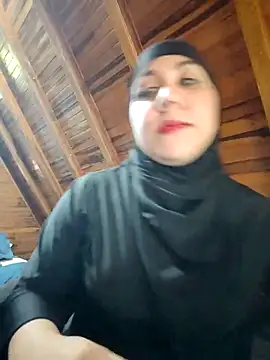 Snapshot of AmbarBurhan chatting on 02.27.25 AmbarBurhan online show from 02.27.25