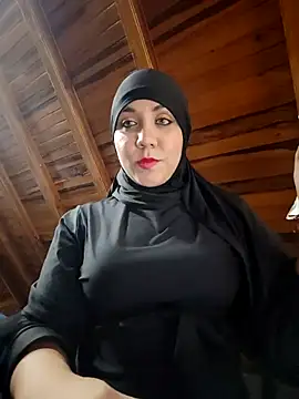 Snapshot of AmbarBurhan chatting on 03.05.25 AmbarBurhan online show from 03.05.25