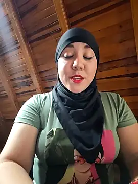 Snapshot of AmbarBurhan chatting on 03.06.25 AmbarBurhan online show from 03.06.25